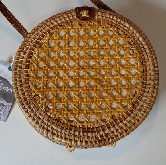 Round Rattan Crossbody / Shoulder Bag - Picture 5 of 6